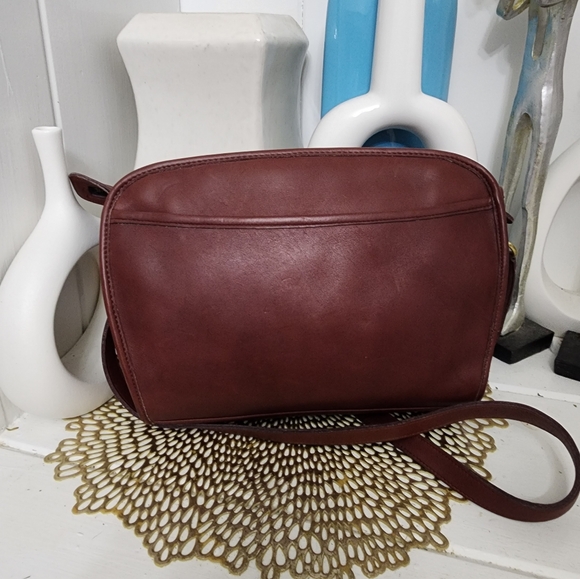 Vintage COACH Brighton Bag Burgandy - Picture 2 of 13